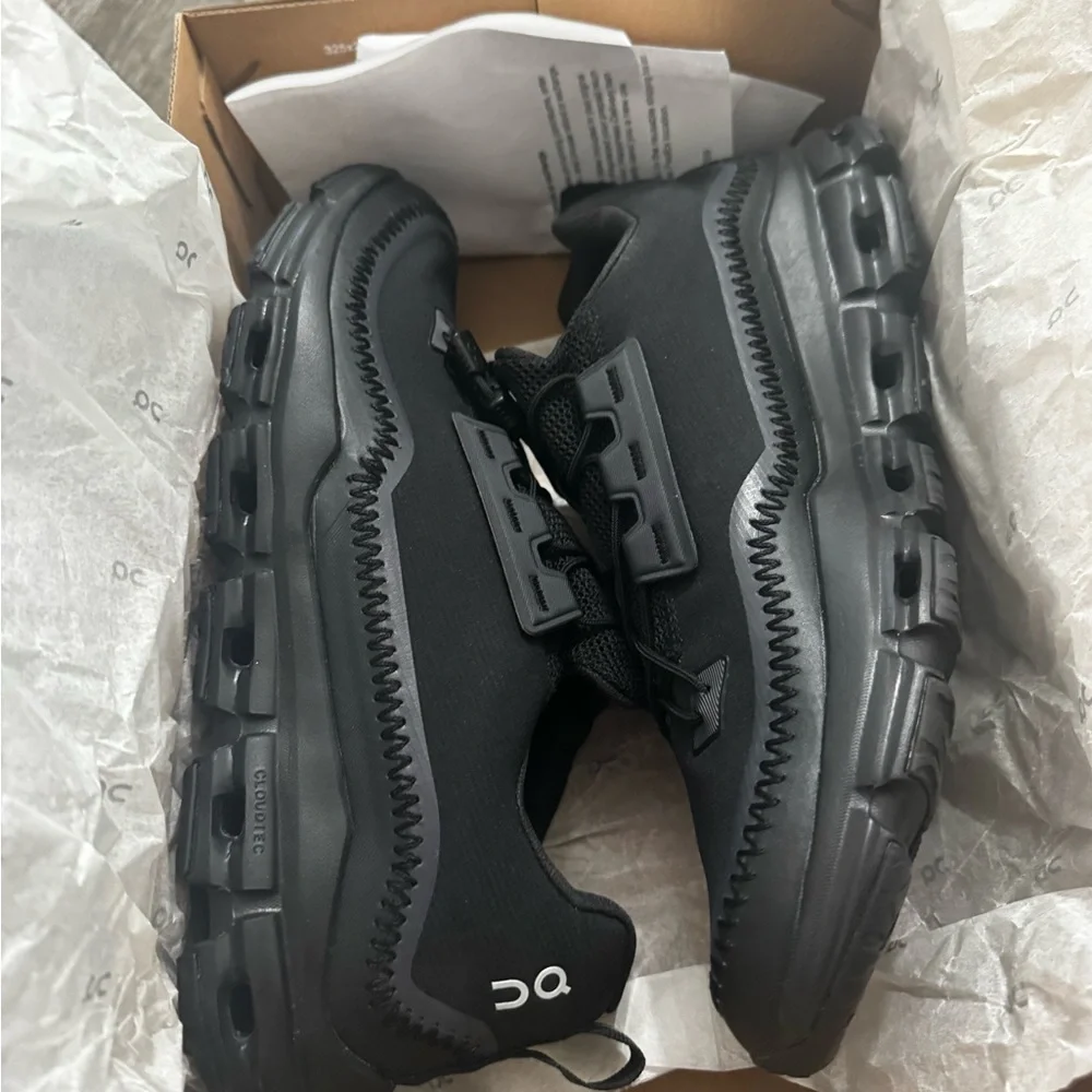 On Running Black Athletic Shoes - Picture 9 of 10